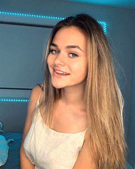 Watch 39 Free megnutt02 Porn & Sex Videos .